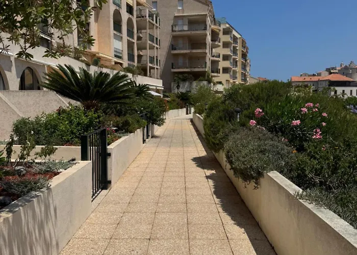 Regina - & Port De A Pied Calvi (Corsica)