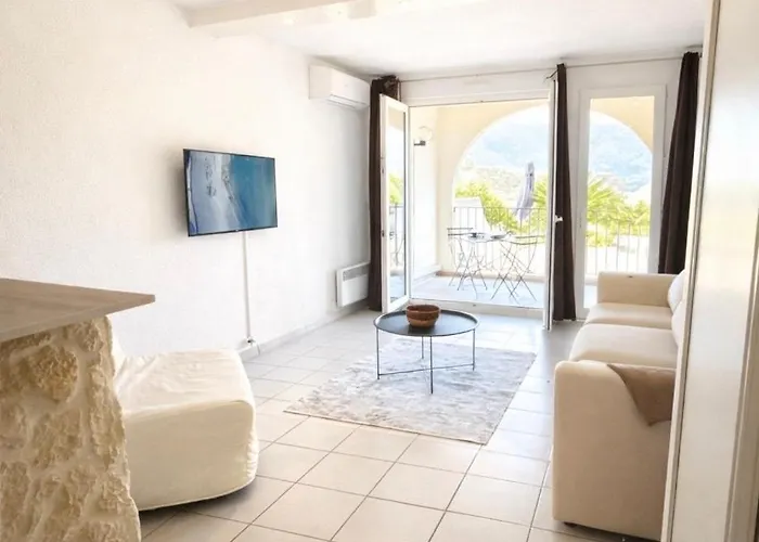 Regina - & Port De A Pied *