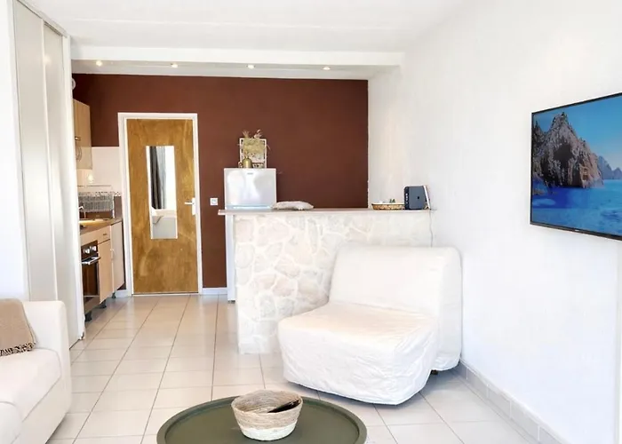 Regina - & Port De A Pied * Calvi (Corsica)